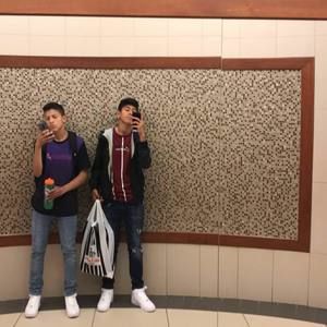 Meet your Posher, Cesar